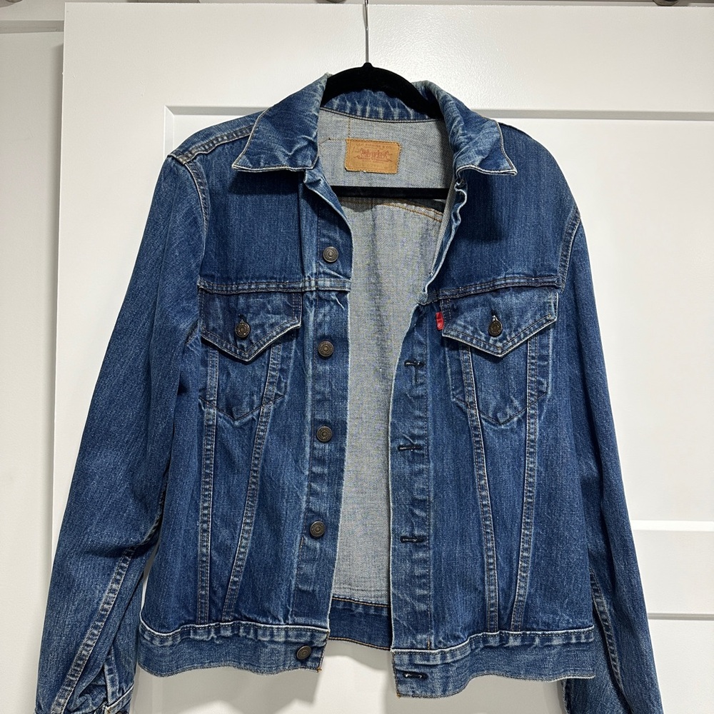 Classic Levi Blue Denim Jacket